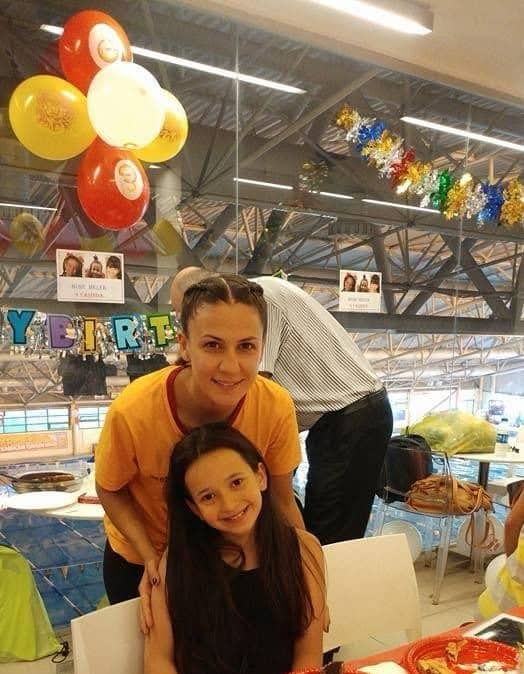 Buse Melek ve antrenörü Nükte Hoca Kırmızı Grup döneminde